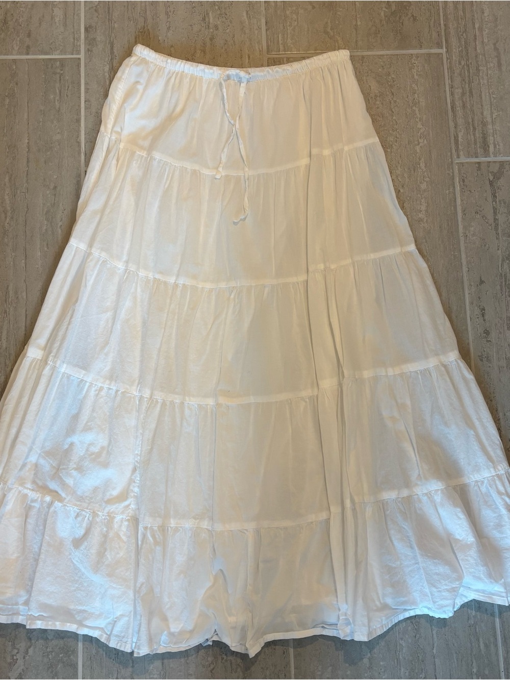 Lucky Brand White Tiered Poplin Maxi Skirt with Drawstring Waist - Picture 3 of 5